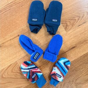 Patagonia Baby' Fleece Mittens + Hat Bunlde